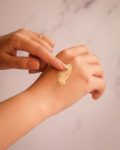 کرم ضد آفتاب رنگی پابدانا محصولی از شرکت سلامت اندیشان زربین توس